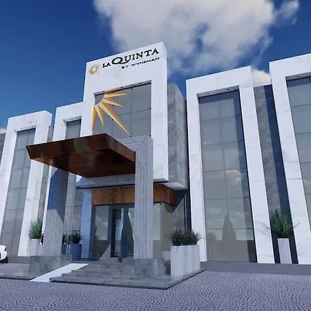 La Quinta By Wyndham Otel 4*