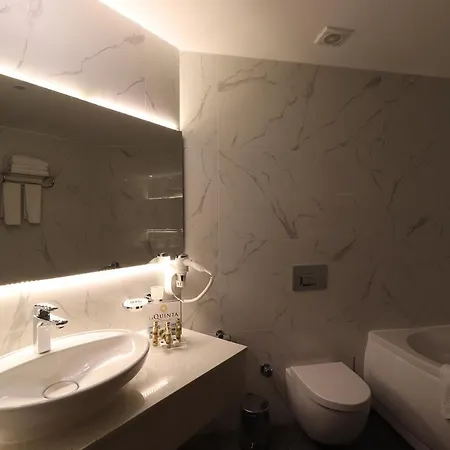 Otel La Quinta By Wyndham Bodrum