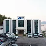 호텔 La Quinta By Wyndham 4*