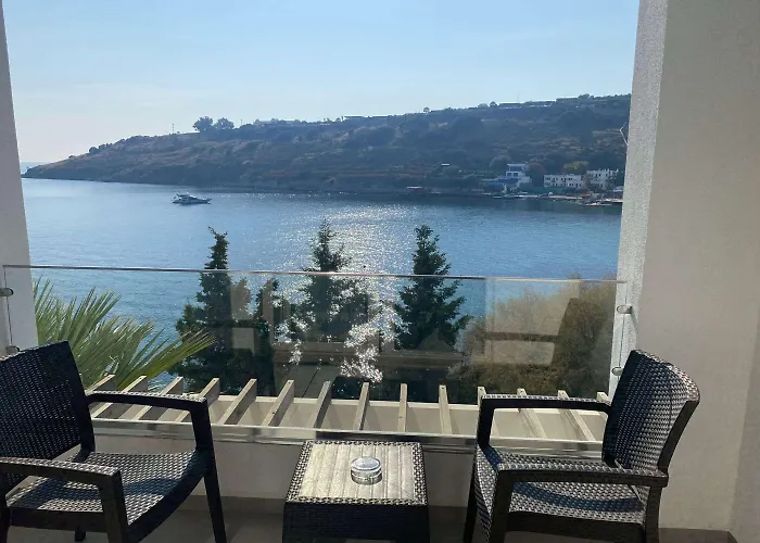 Отель La Quinta By Wyndham 4*