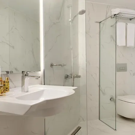 Hotel La Quinta By Wyndham 4*