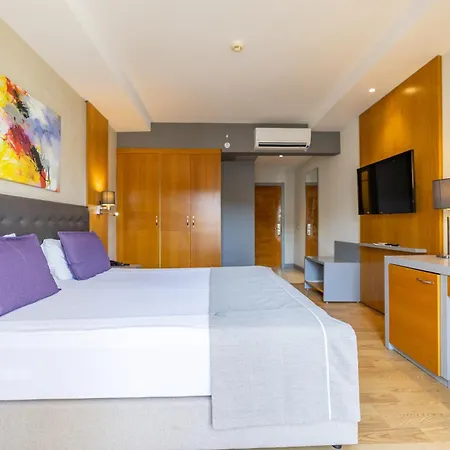 La Quinta By Wyndham 4* بودروم